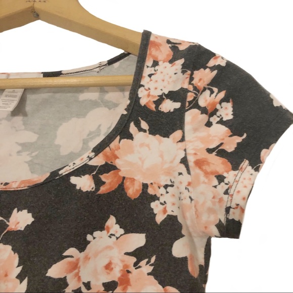 Ambiance Apparel Crop Floral Cap Sleeve Top Summer - Picture 2 of 6